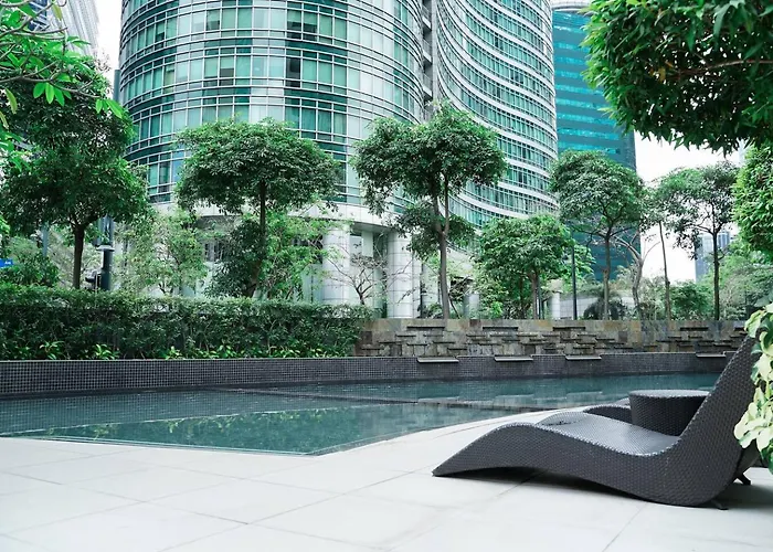 Solana In Avant Bgc Parking With Fee *